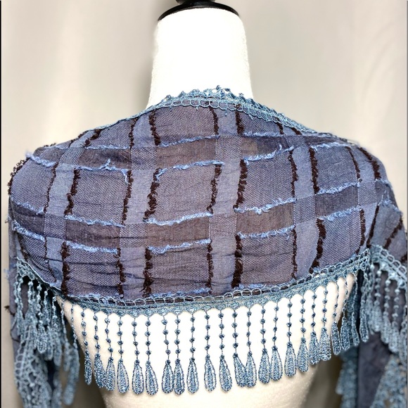 Scarf with blue fringes linen polyester mix - Picture 5 of 9